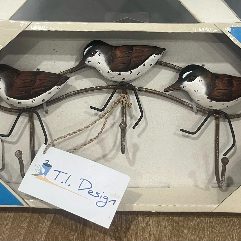 Brown and White Bird Wall Hooks